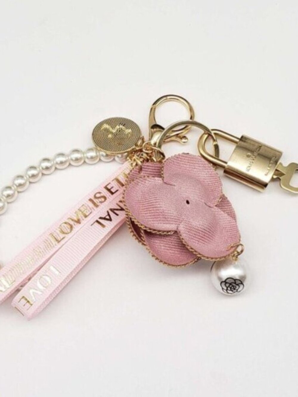 Authentic Louis Vuitton Gold Lock & Key 🔑 Bag Charm w/ Unbranded Flower Charm - Picture 5 of 9
